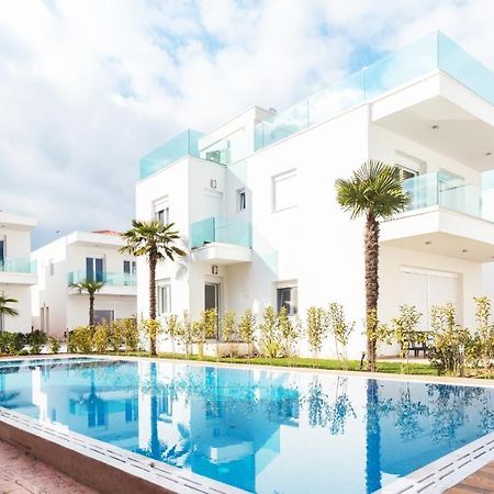 Acrotel Porto Brava Luxury Villas Ормос Пангиас Екстериор снимка