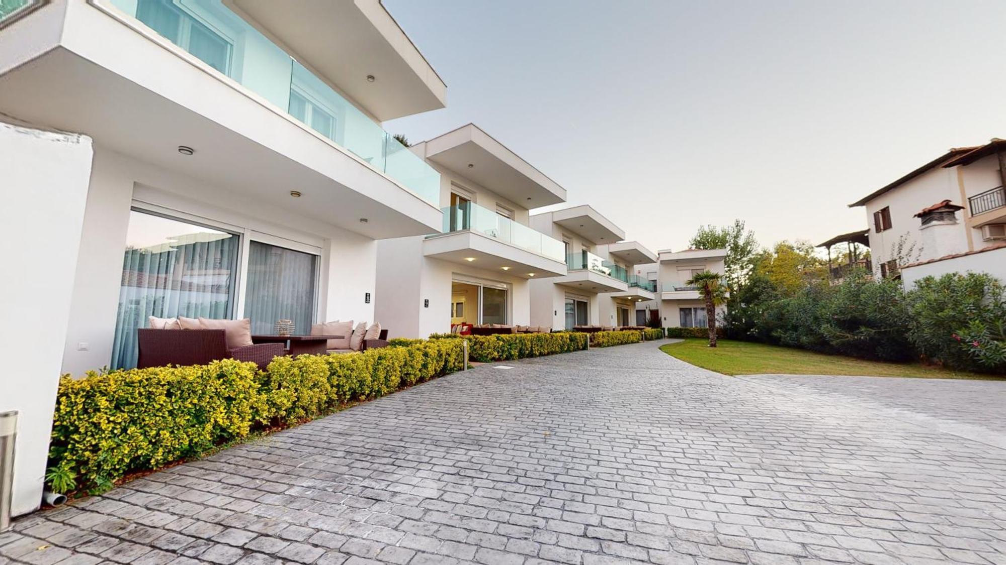 Acrotel Porto Brava Luxury Villas Ормос Пангиас Екстериор снимка