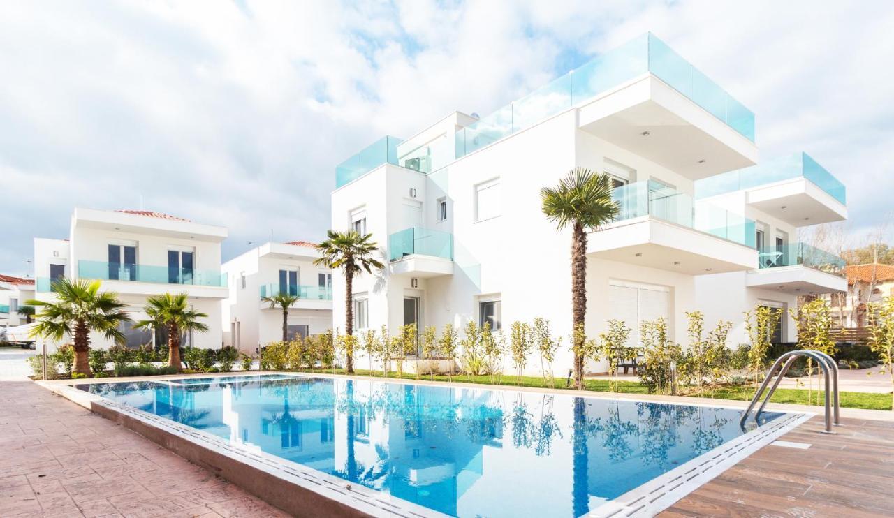 Acrotel Porto Brava Luxury Villas Ормос Пангиас Екстериор снимка